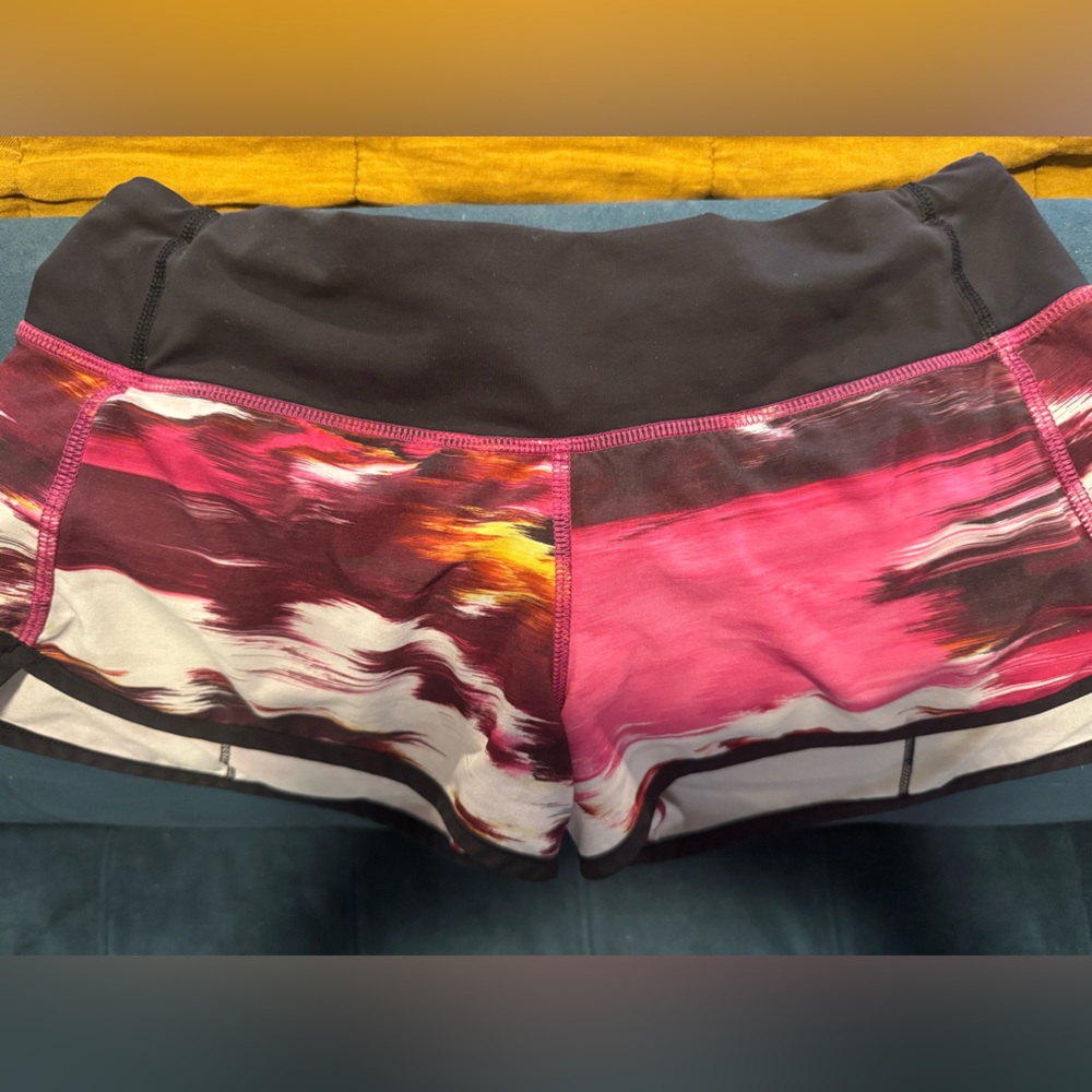 Bundle of 5 Lululemon “Speed Up” 2.5” shorts - Picture 13 of 16